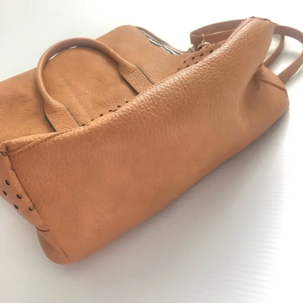 Expressions NYC shoulder bag satchel style